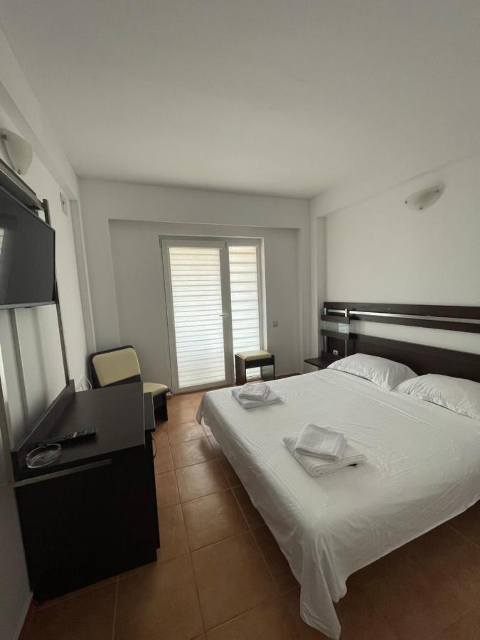 Dekor Hotel Costinesti Luaran gambar