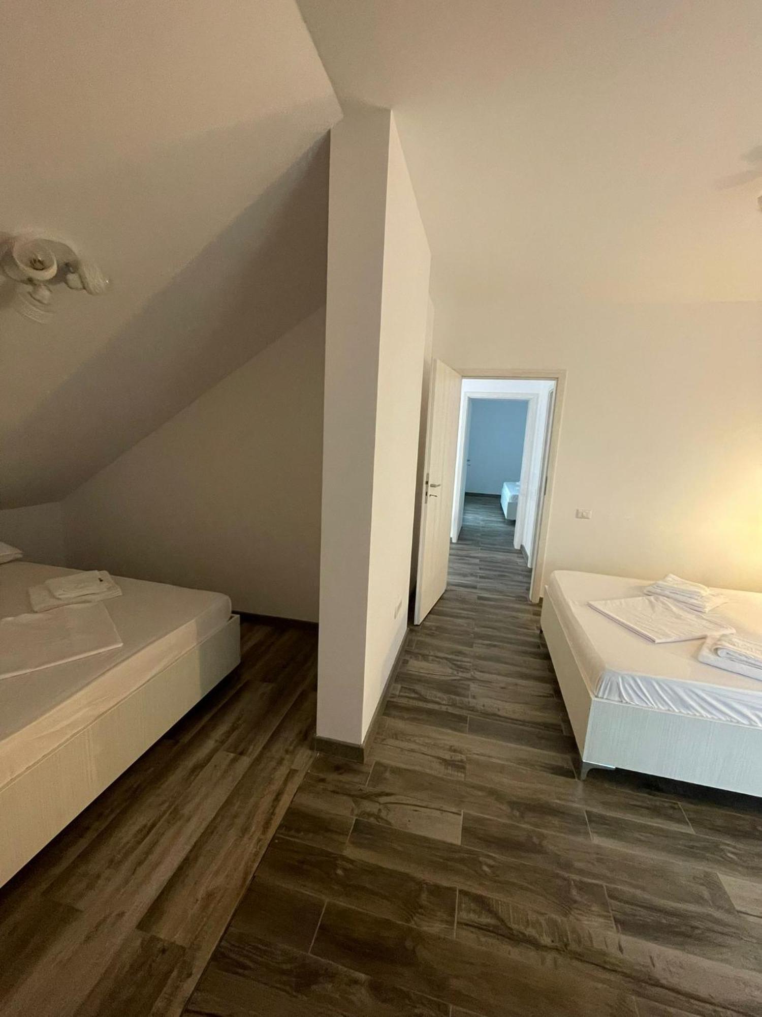 Dekor Hotel Costinesti Luaran gambar